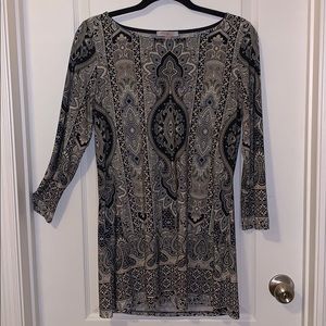 Long sleeve patterned blouse